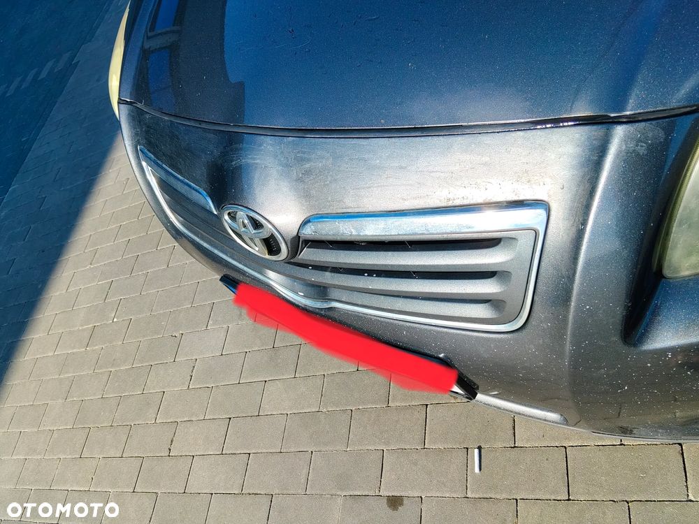 Toyota Avensis 2.0 D-4D Sol - 8