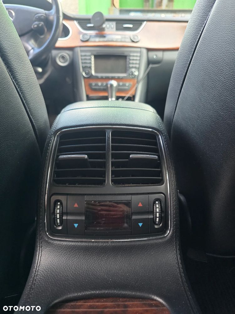 Mercedes-Benz CLS 500 - 6