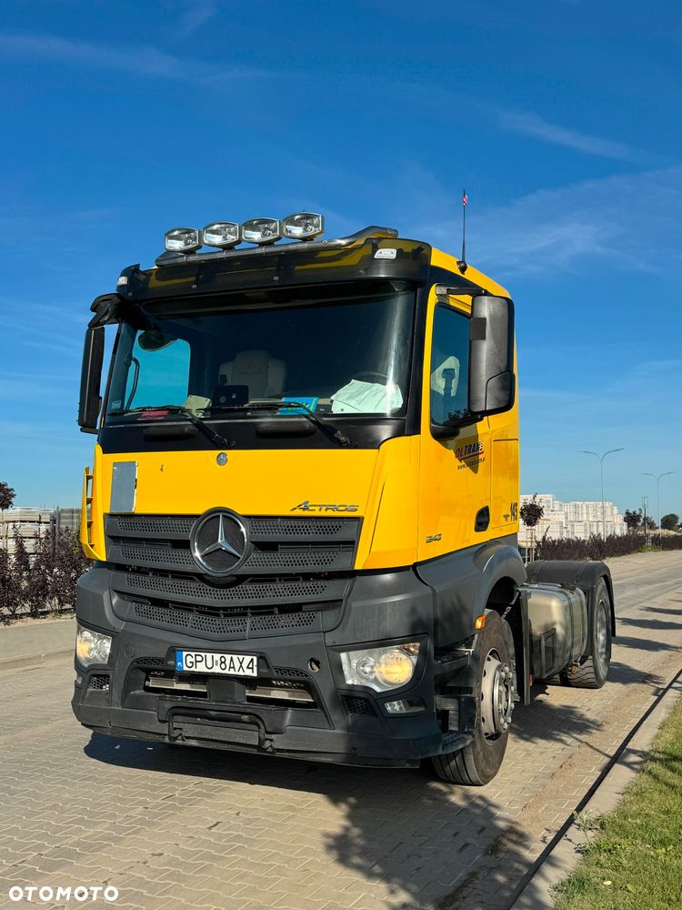 Mercedes-Benz Actros - 7