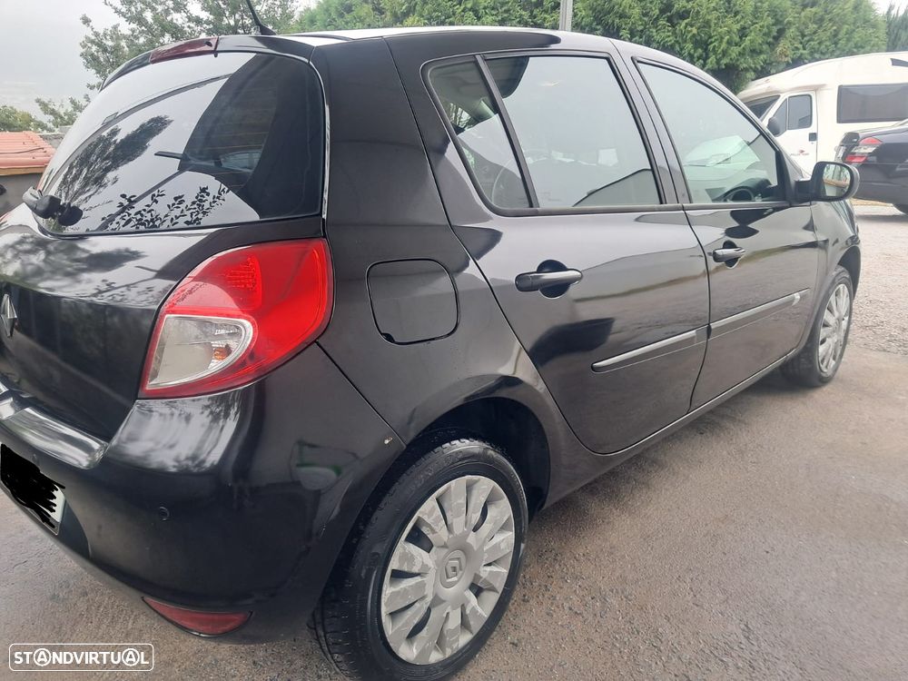 Renault Clio - 3
