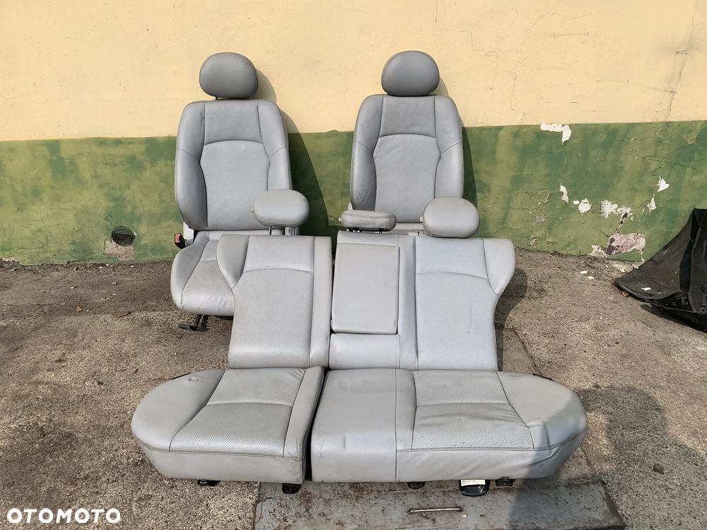 Mercedes C W203 sedan komplet foteli fotele kanapa szara skóra - 10