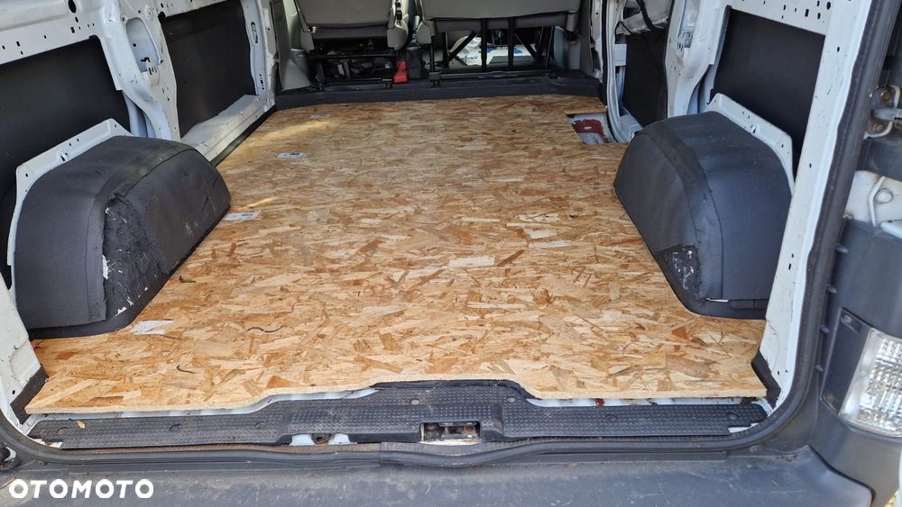 Opel Vivaro 2.0CDTI - 16