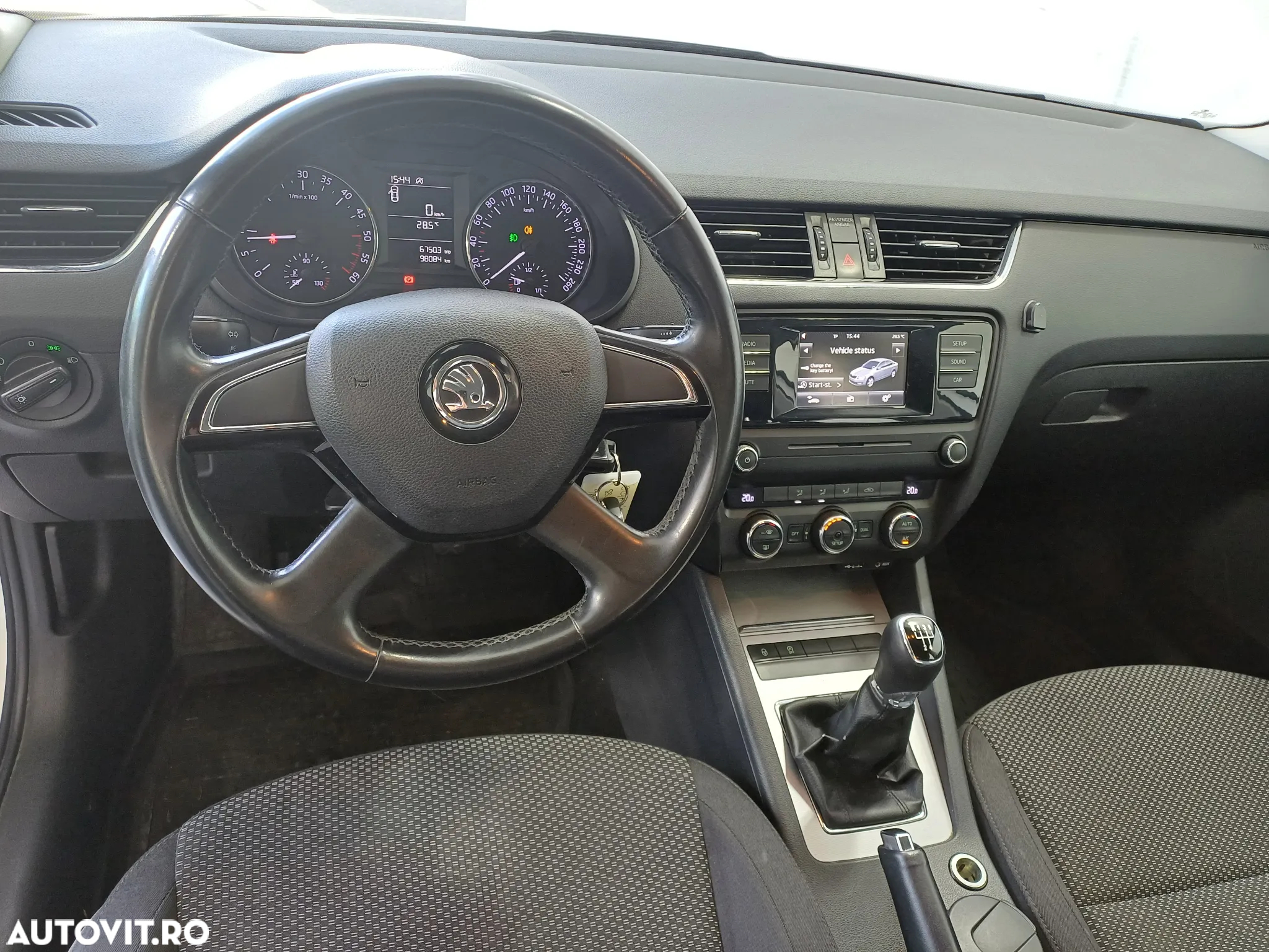 Skoda Octavia 1.6 TDI AMBITION - 6