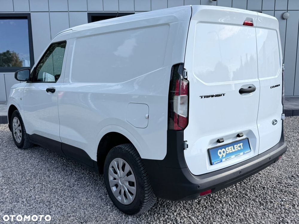 Ford Transit Courier - 3