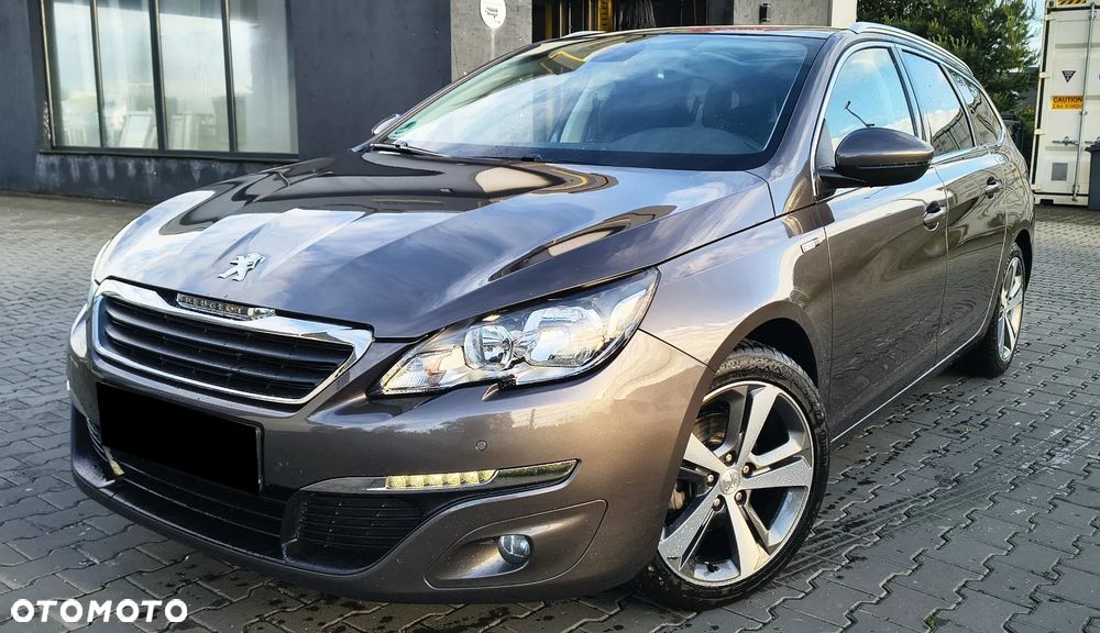 Peugeot 308 - 1
