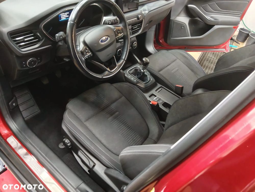 Ford Focus 1.5 EcoBoost Active - 15