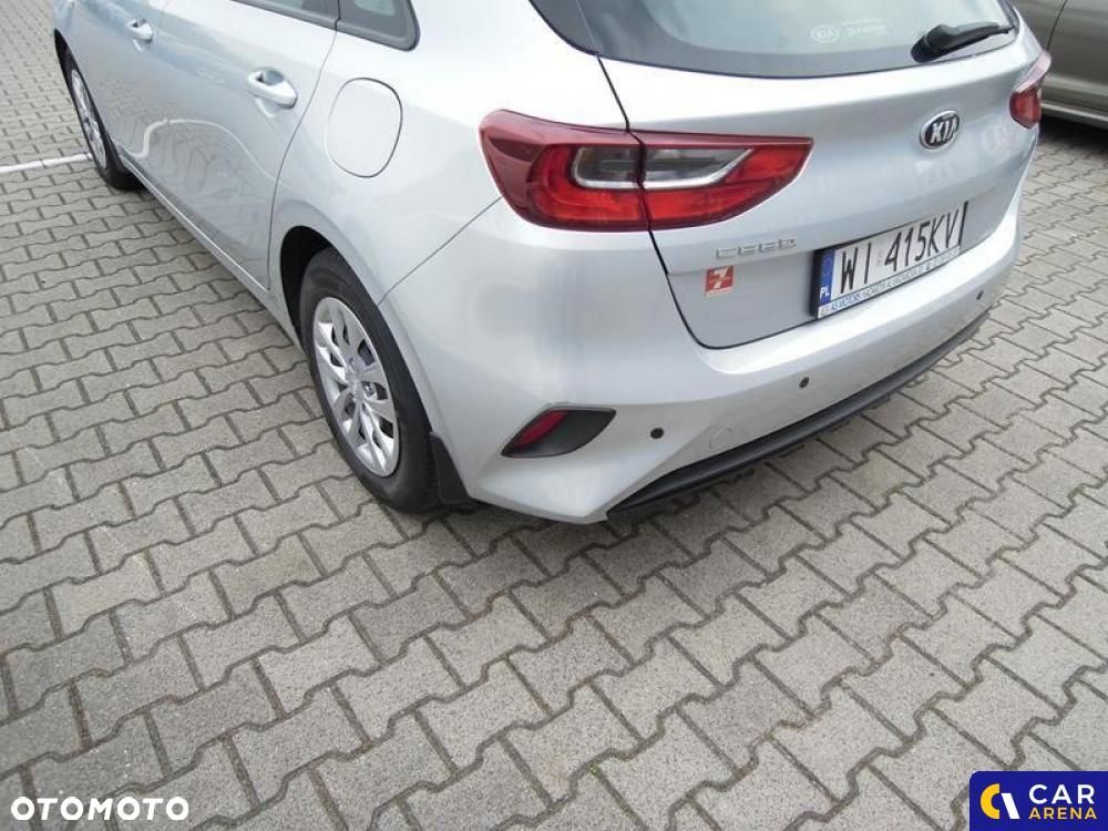Kia Ceed - 35