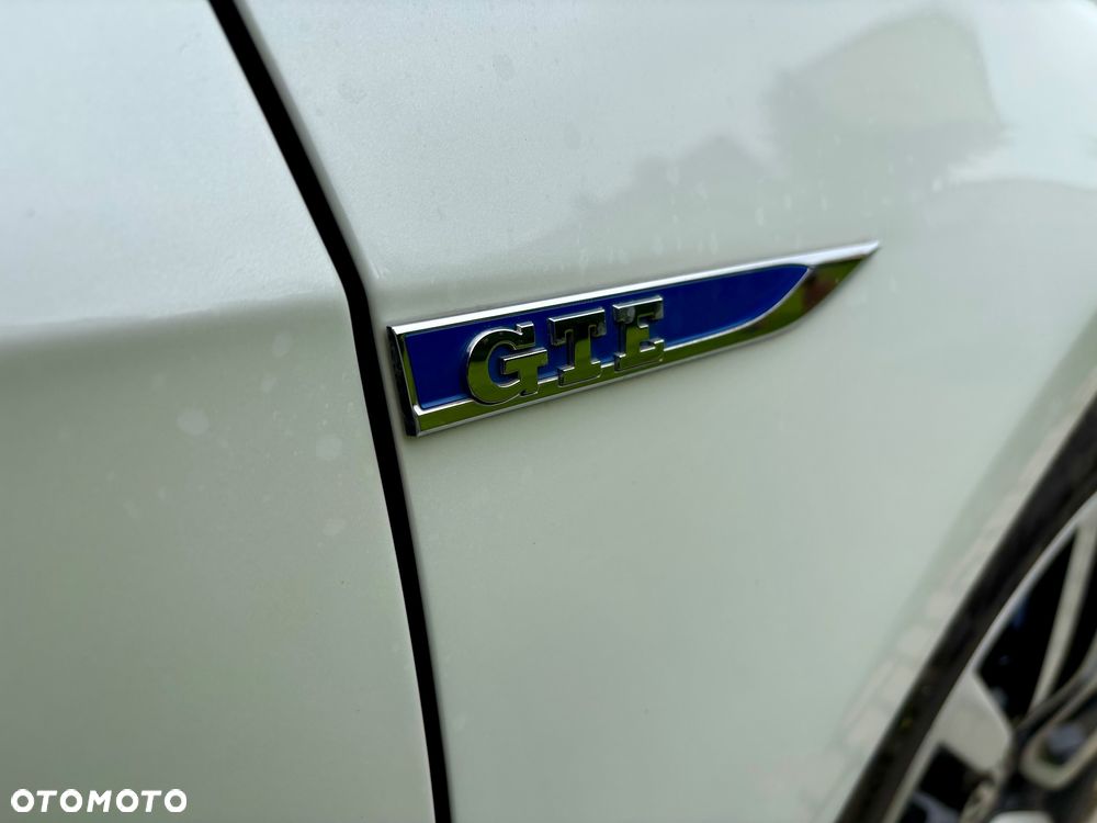 Volkswagen Golf - 5