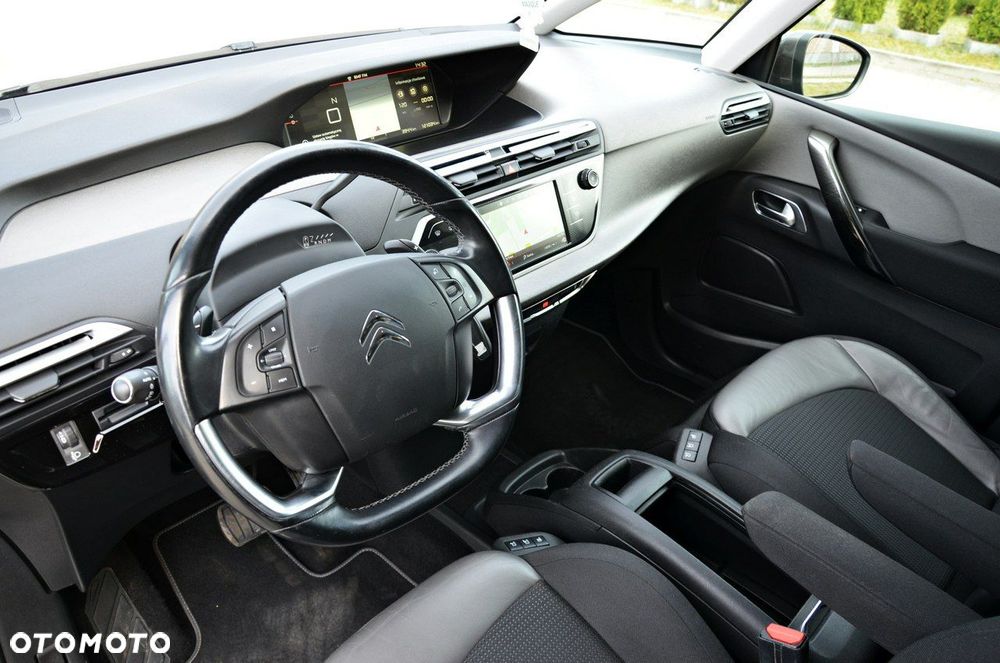 Citroën C4 Picasso PureTech 130 Stop&Start EAT6 SELECTION - 29