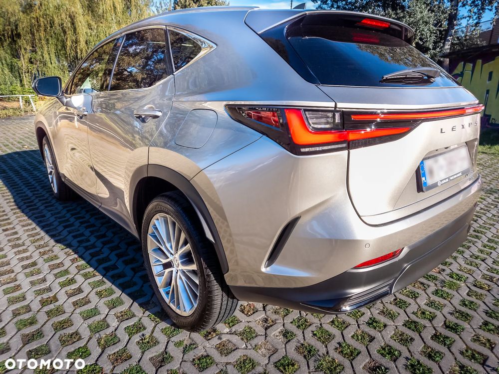 Lexus NX 350h Prestige AWD - 8