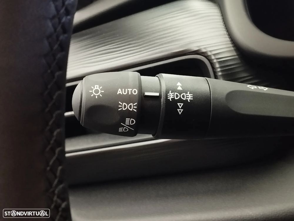 Jeep Avenger 1.2 GSE T3 Altitude - 23