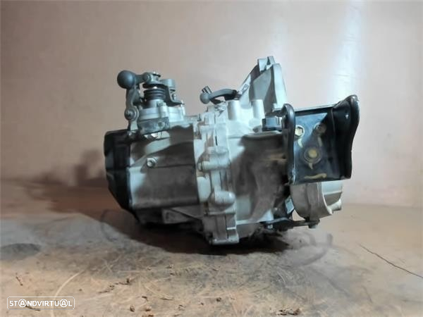 CAIXA DE VELOCIDADES SUZUKI SWIFT BERLINA RSMZ REF. ZN5 - 4