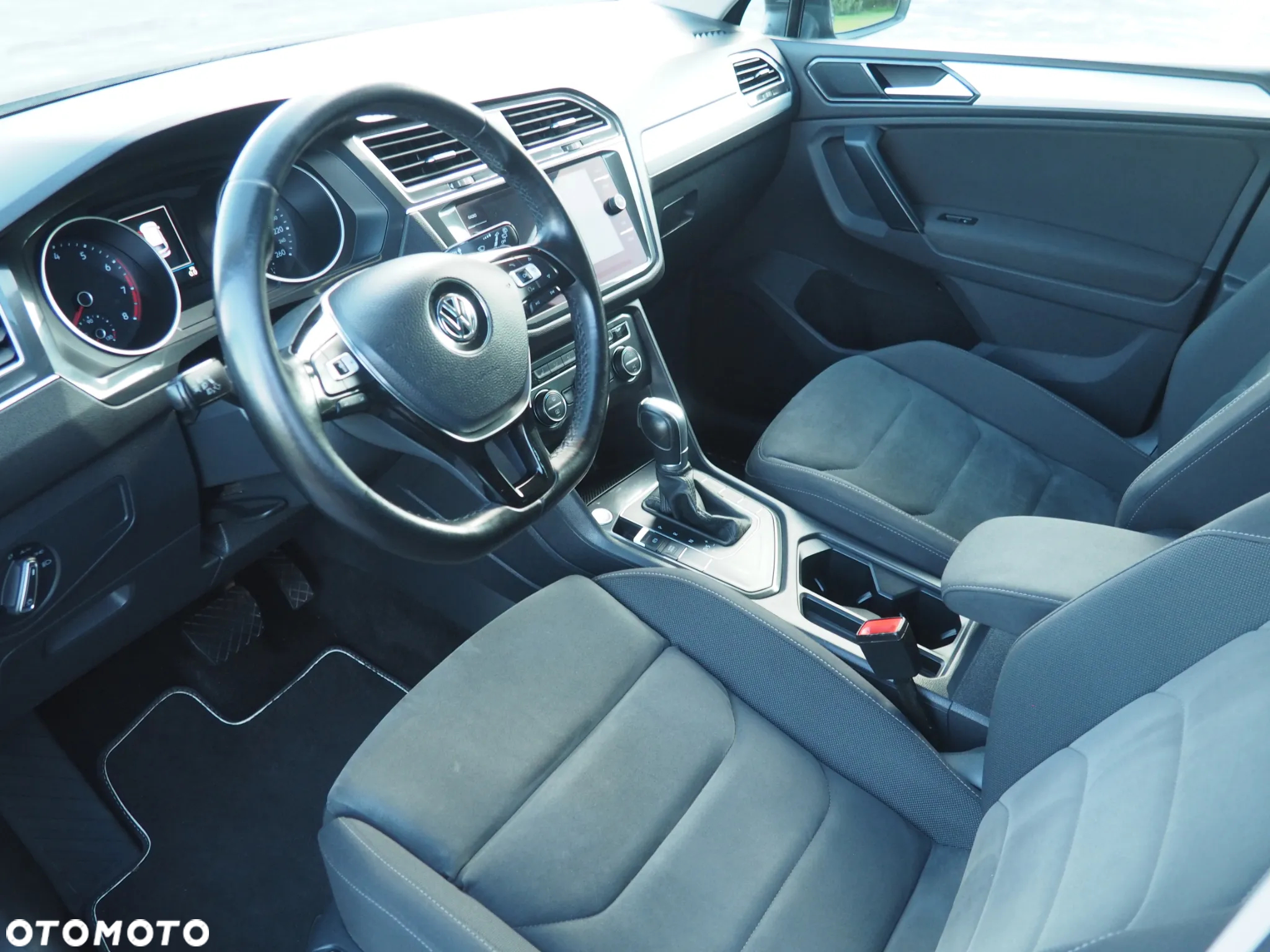Volkswagen Tiguan 1.4 TSI BMT ACT Comfortline DSG - 25