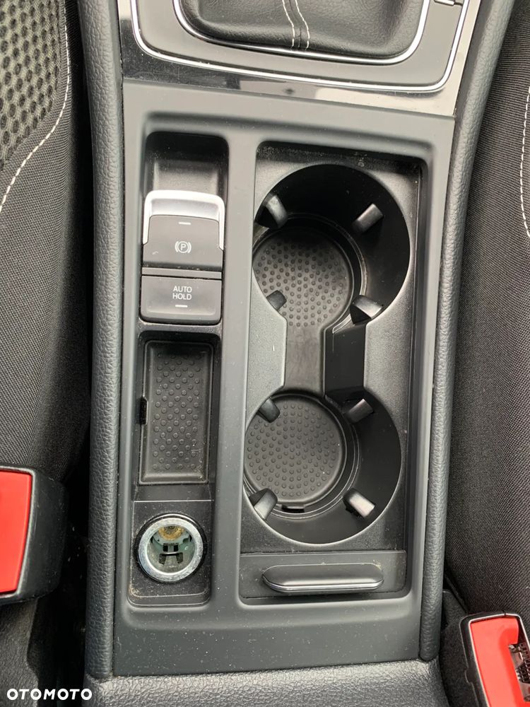 Volkswagen Golf 1.2 TSI BlueMotion Technology Cup - 17