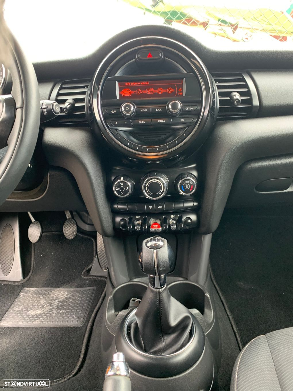 MINI 3 Portas Cooper D - 29
