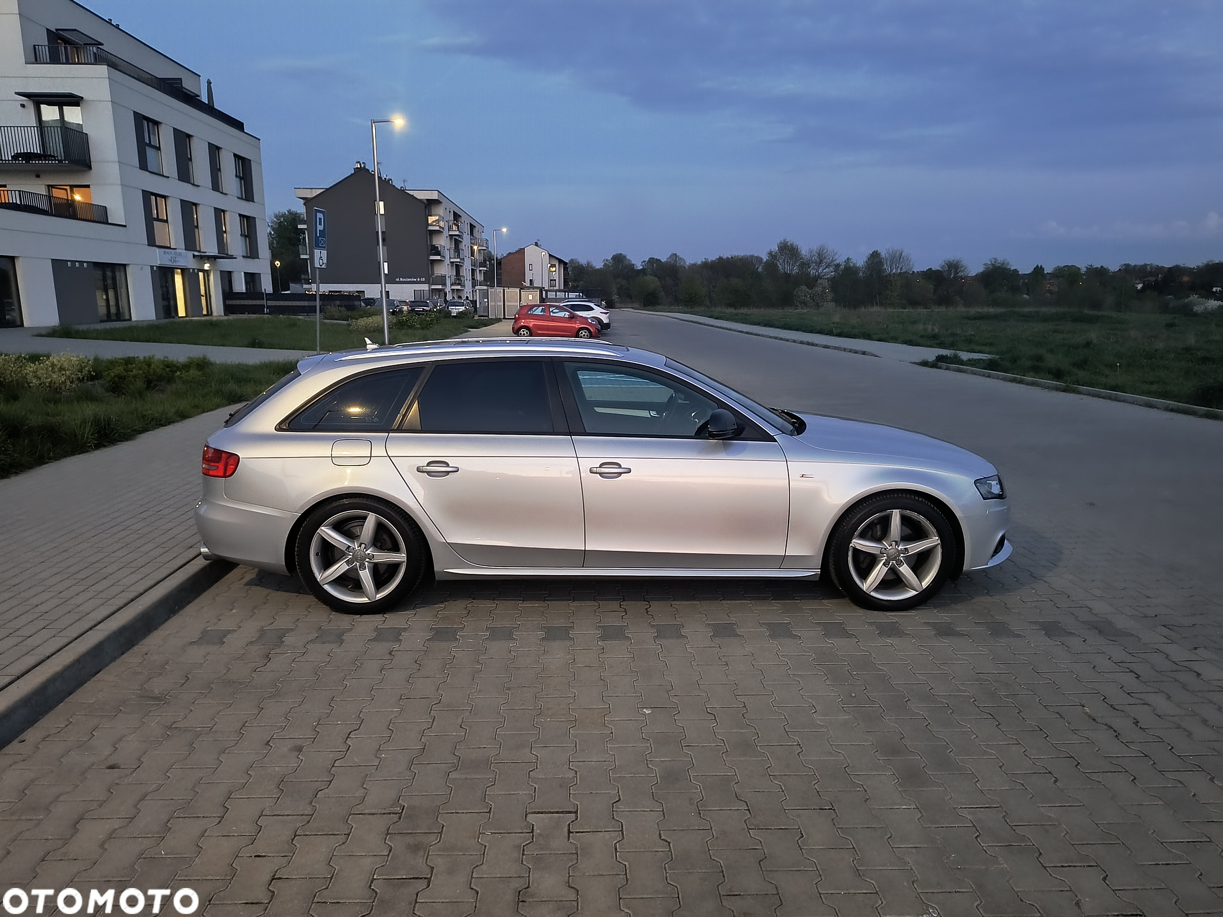 Audi A4 2.0 TFSI Quattro - 7