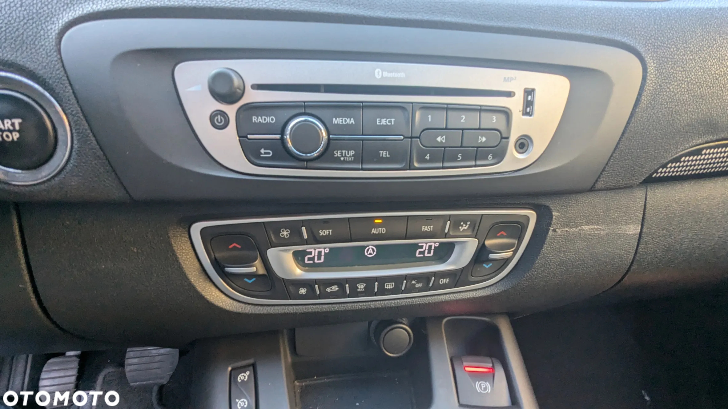 Renault Scenic - 11