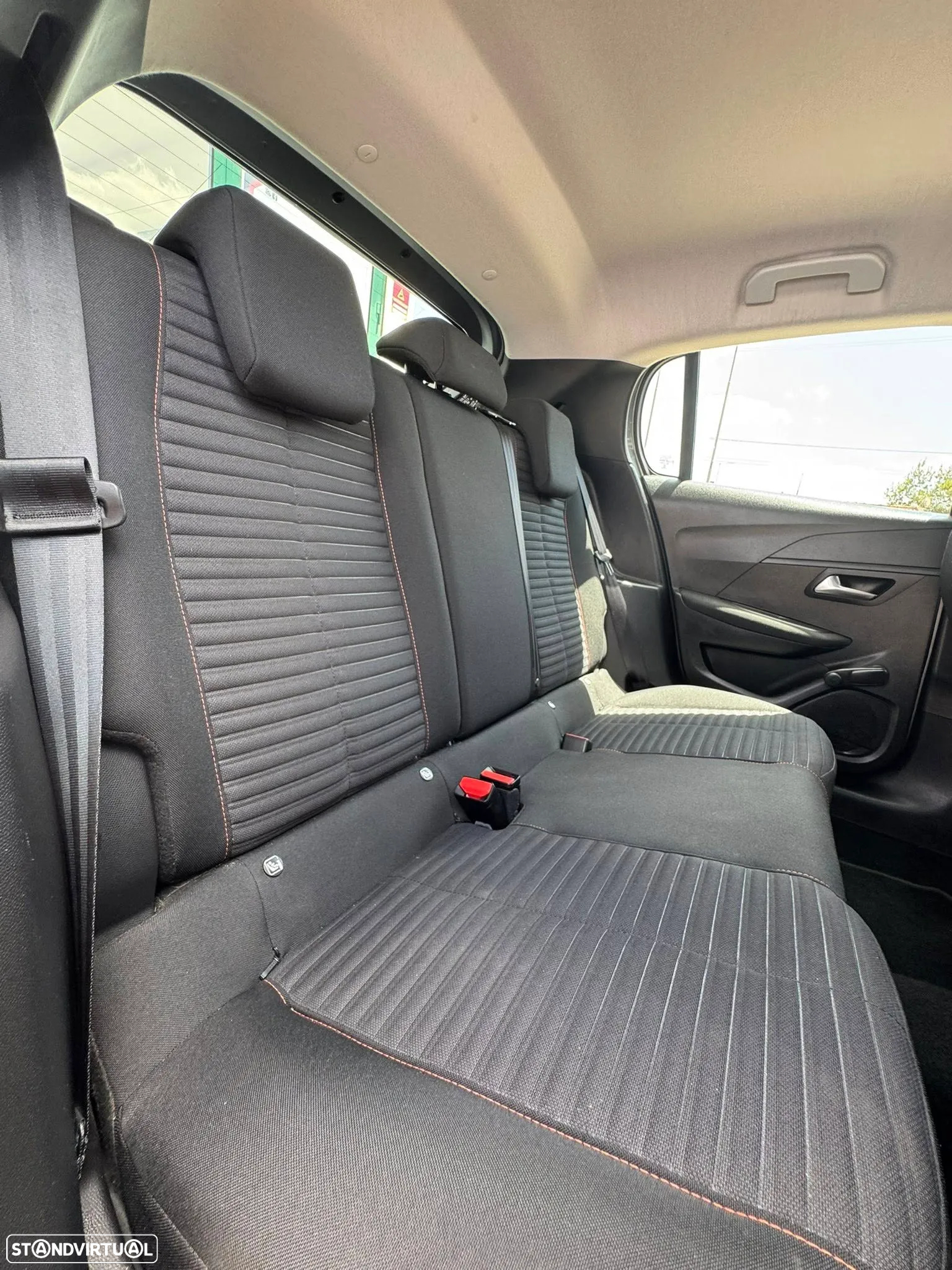 Peugeot 208 1.2 PureTech Active - 7
