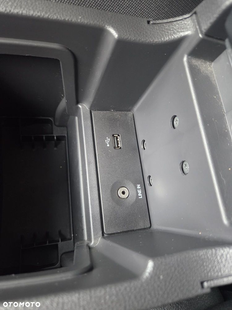 Ford Focus 1.6 EcoBoost Titanium - 23