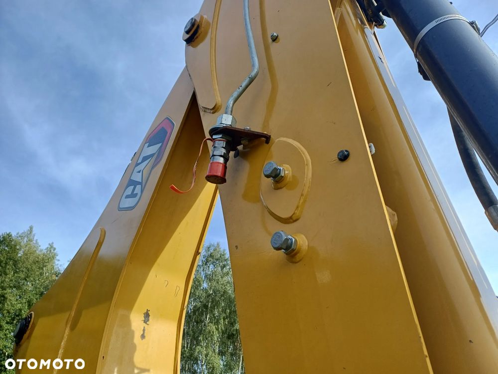 Caterpillar 432 - 8