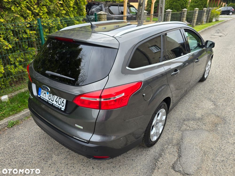 Ford Focus 1.0 EcoBoost Titanium - 12