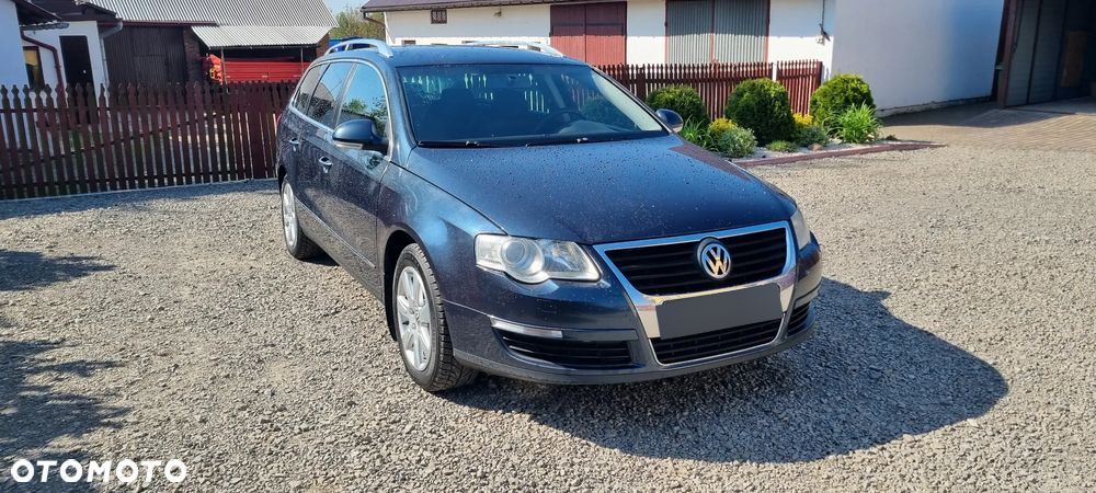 Volkswagen Passat 1.8 TSI Sportline - 1