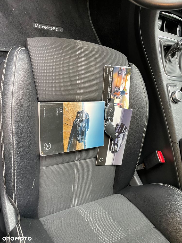 Mercedes-Benz GLA 200 d AMG Line - 21