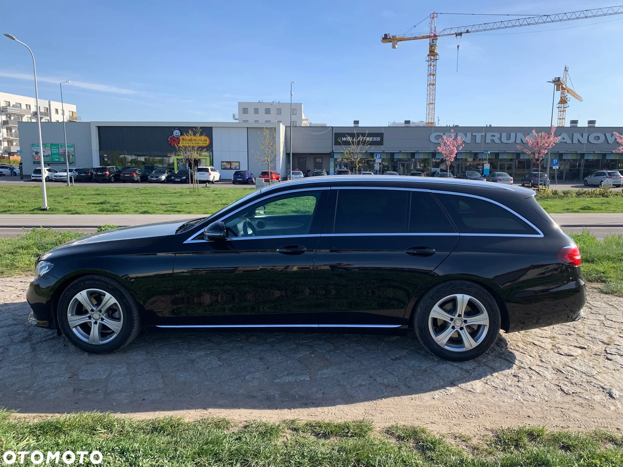 Mercedes-Benz Klasa E 220 d T 9G-TRONIC - 8