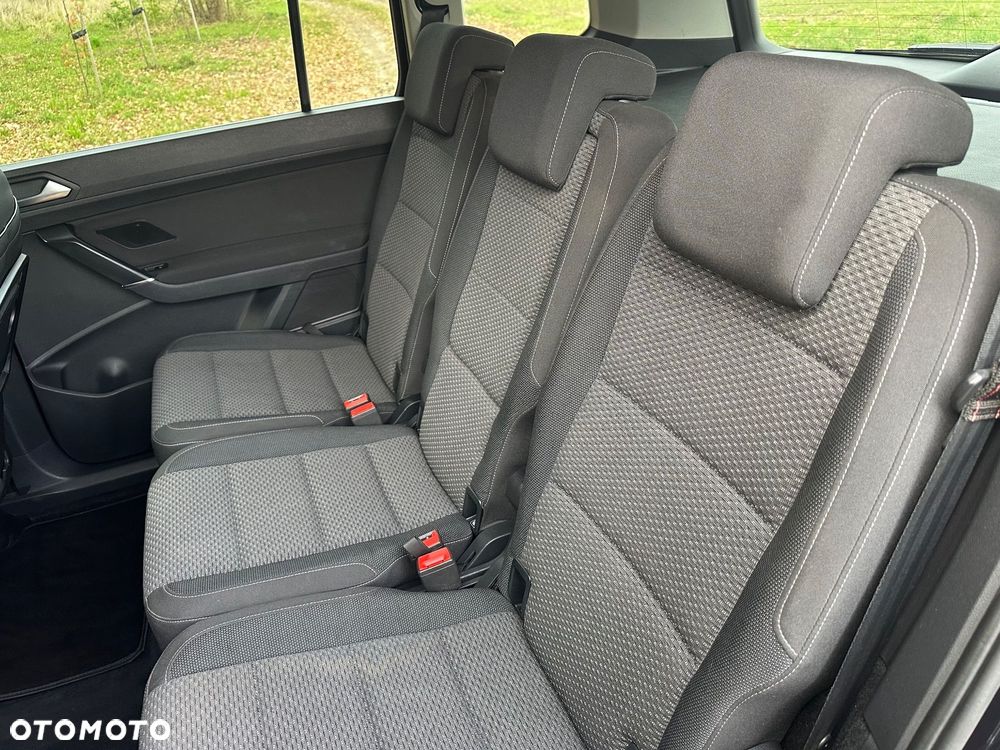 Volkswagen Touran 1.6 TDI BMT Comfortline - 28