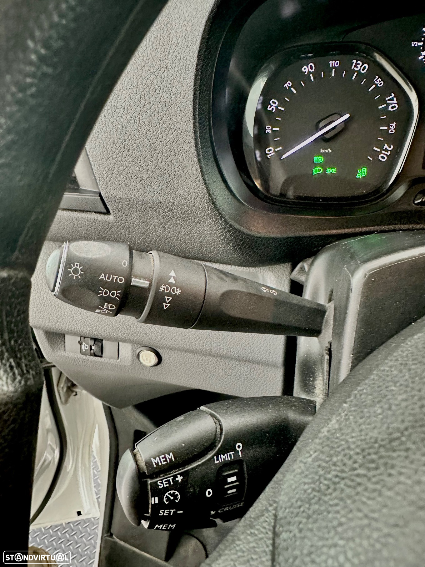 Peugeot Expert - 16