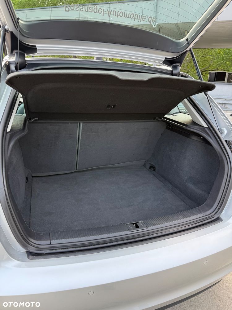 Audi A3 Sportback - 9