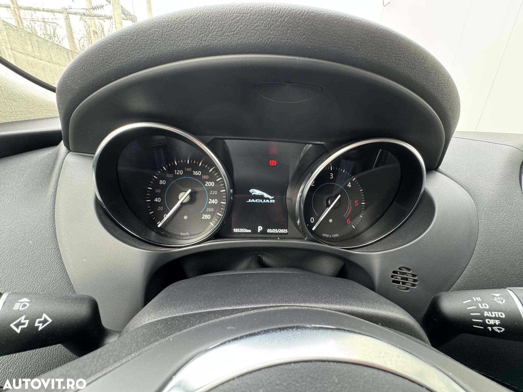 Jaguar F-Pace 20d AWD Aut. Prestige - 18