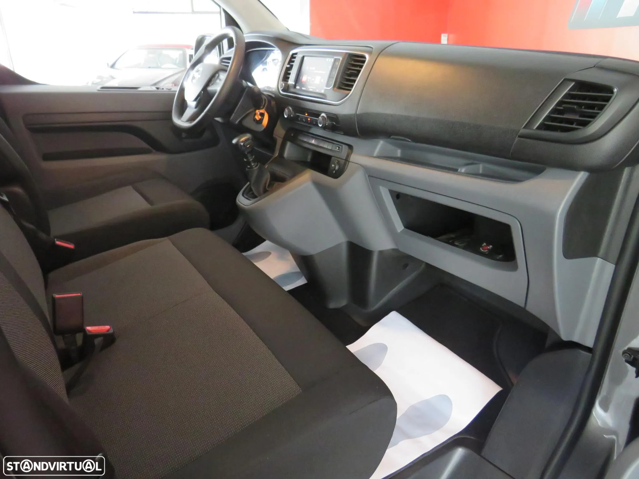 Opel Vivaro 1.5 CDTi L2H1 Essentia Inc - 26