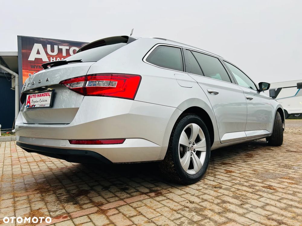 Skoda Superb 2.0 TDI Style DSG7 - 12