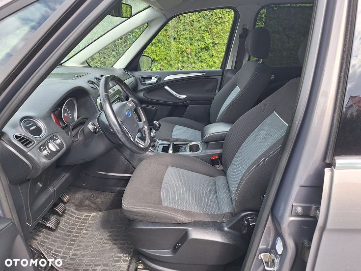 Ford Galaxy 2.0 TDCi DPF Titanium - 16