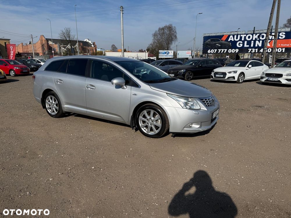 Toyota Avensis 2.2 D-4D Prestige - 3