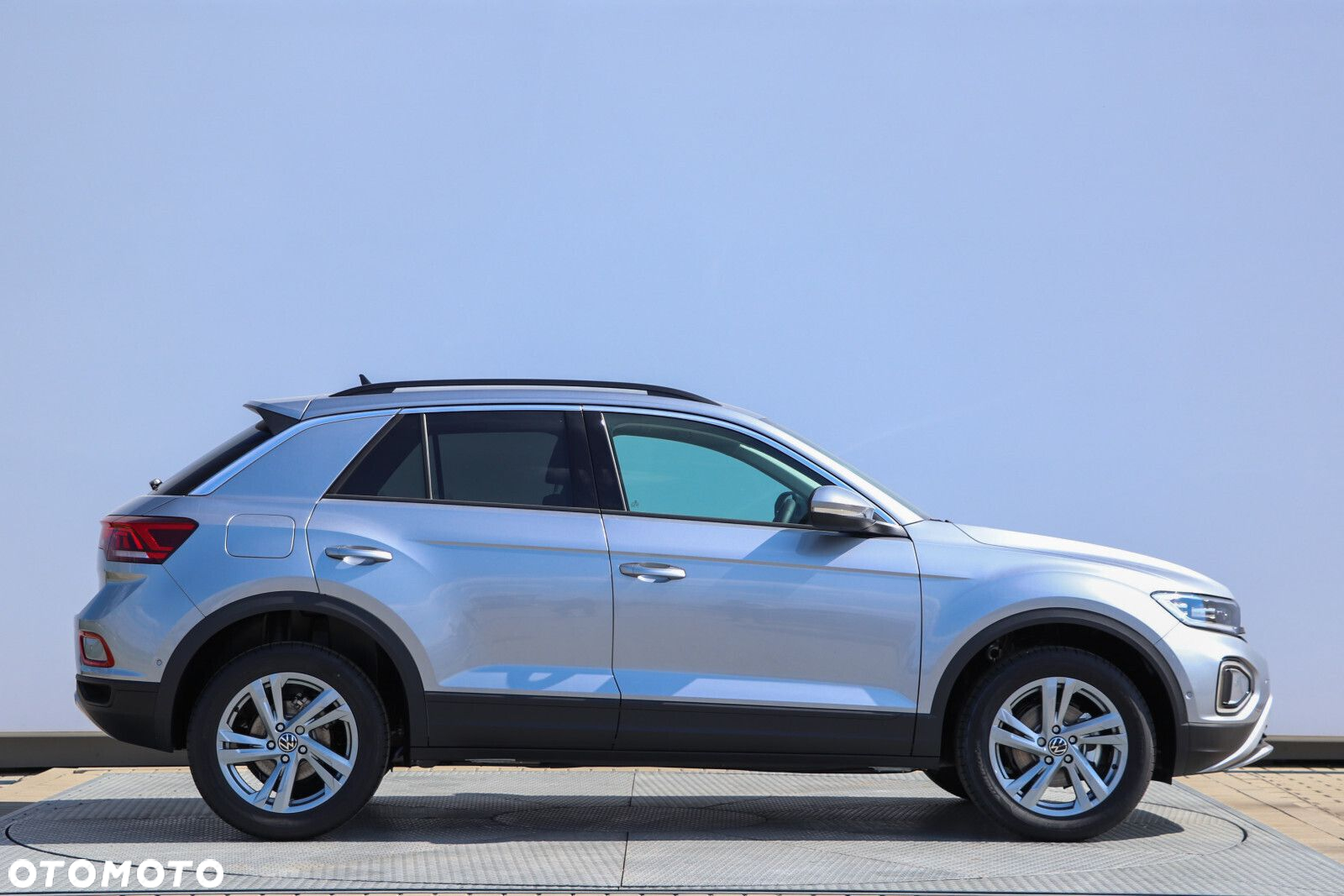 Volkswagen T-Roc - 6