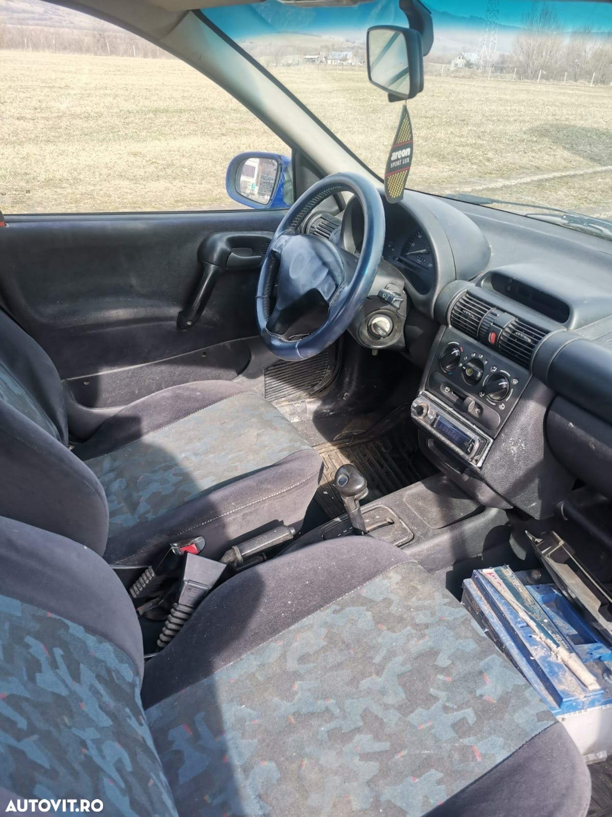 Opel Corsa 1.2i Comfort - 3