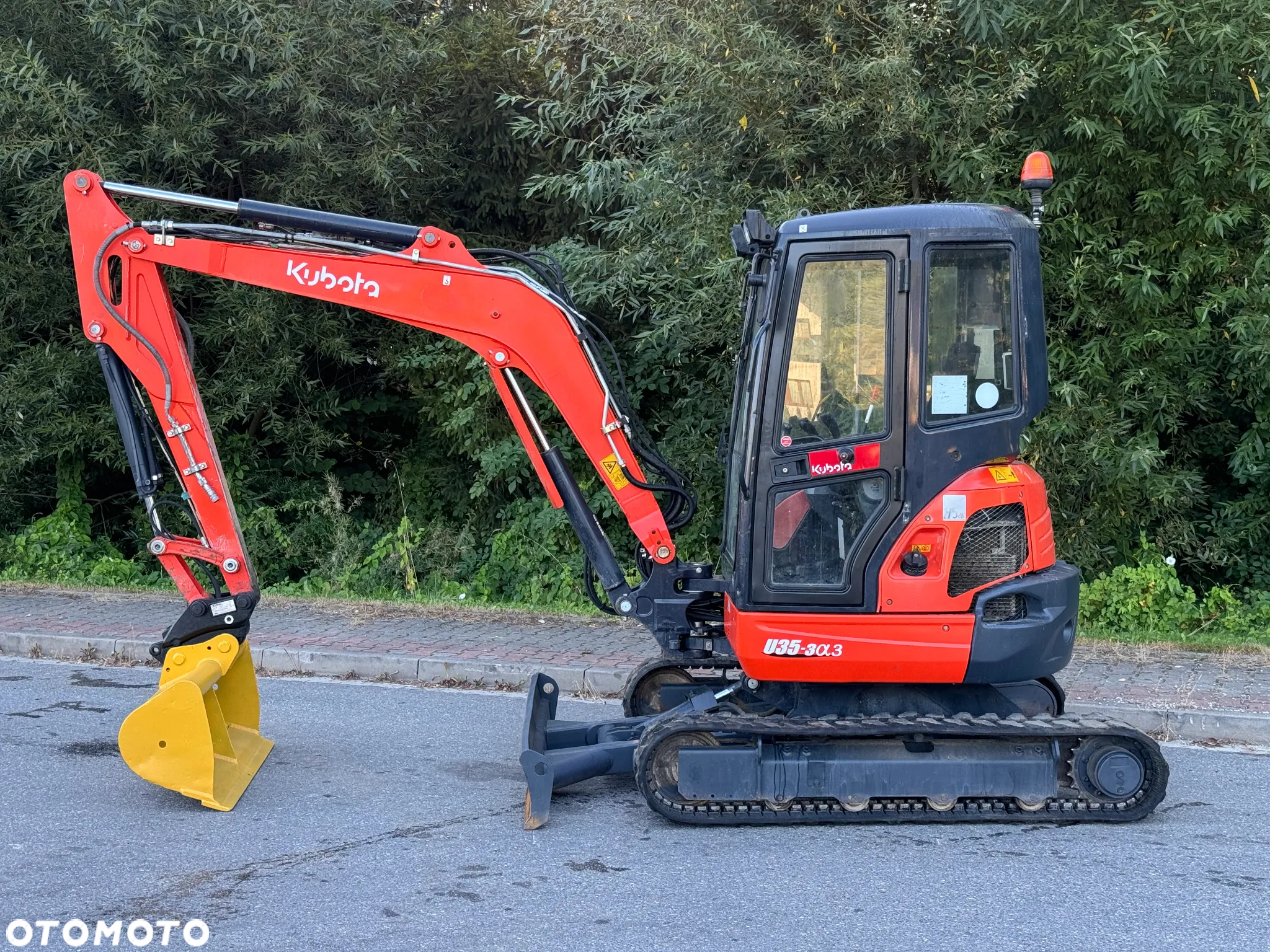 Kubota * Minikoparka * Kubota U 35-3&3 * 3.5 Ton * Sprowadzona * - 17