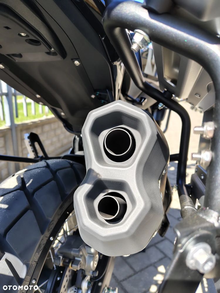 QJMOTOR SRT 600SX - 21