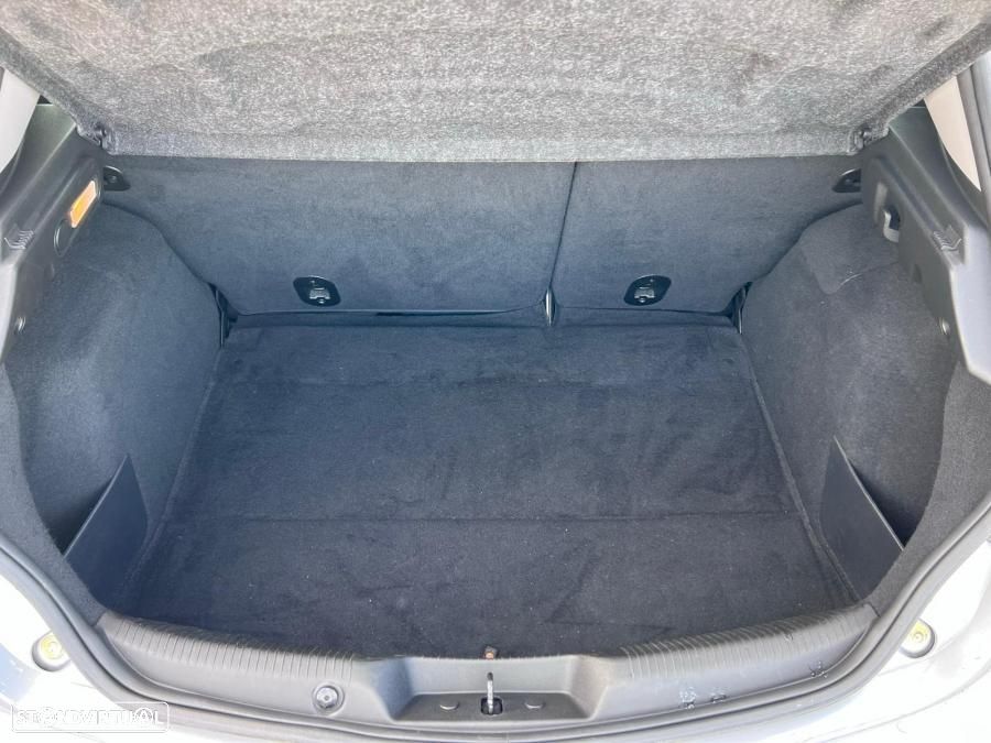 Alfa Romeo Giulietta 1.6 JTDM Distinctive 57X - 30