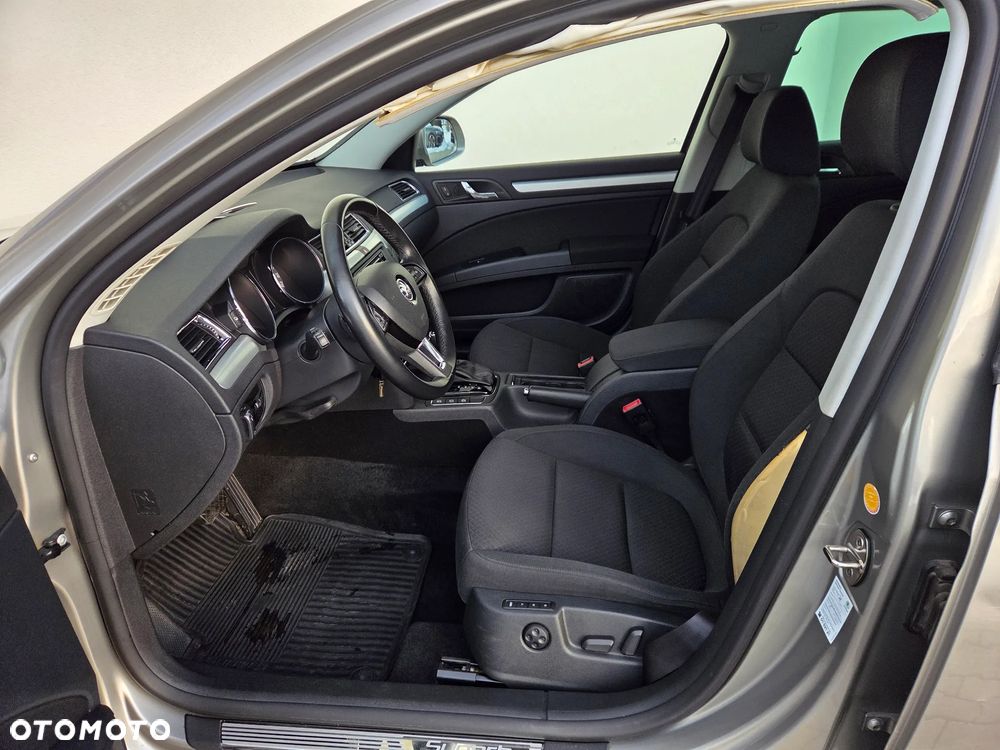 Skoda Superb 2.0 TDI Green tec 4x4 DSG Best Of - 8