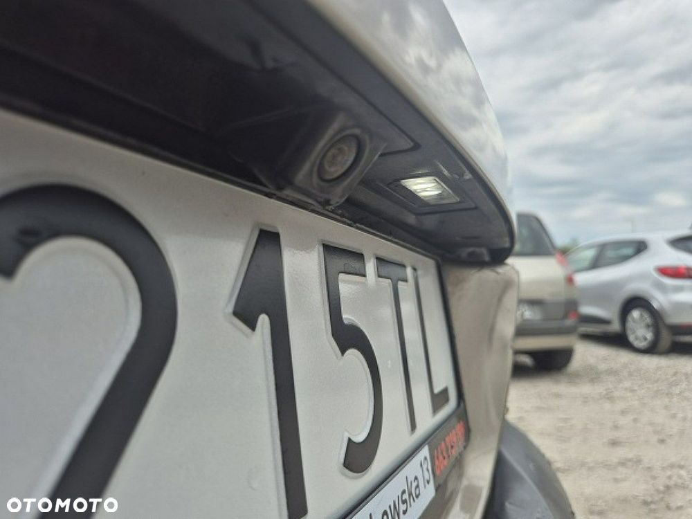 Volkswagen Tiguan - 14