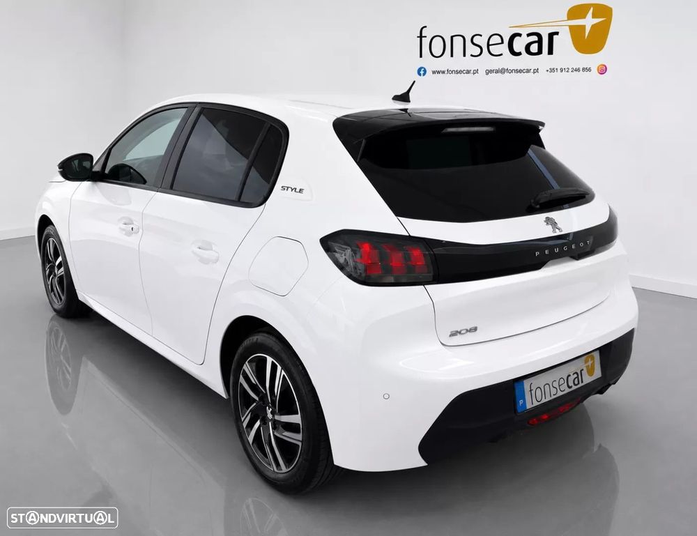 Peugeot 208 1.2 PureTech SE Style - 5