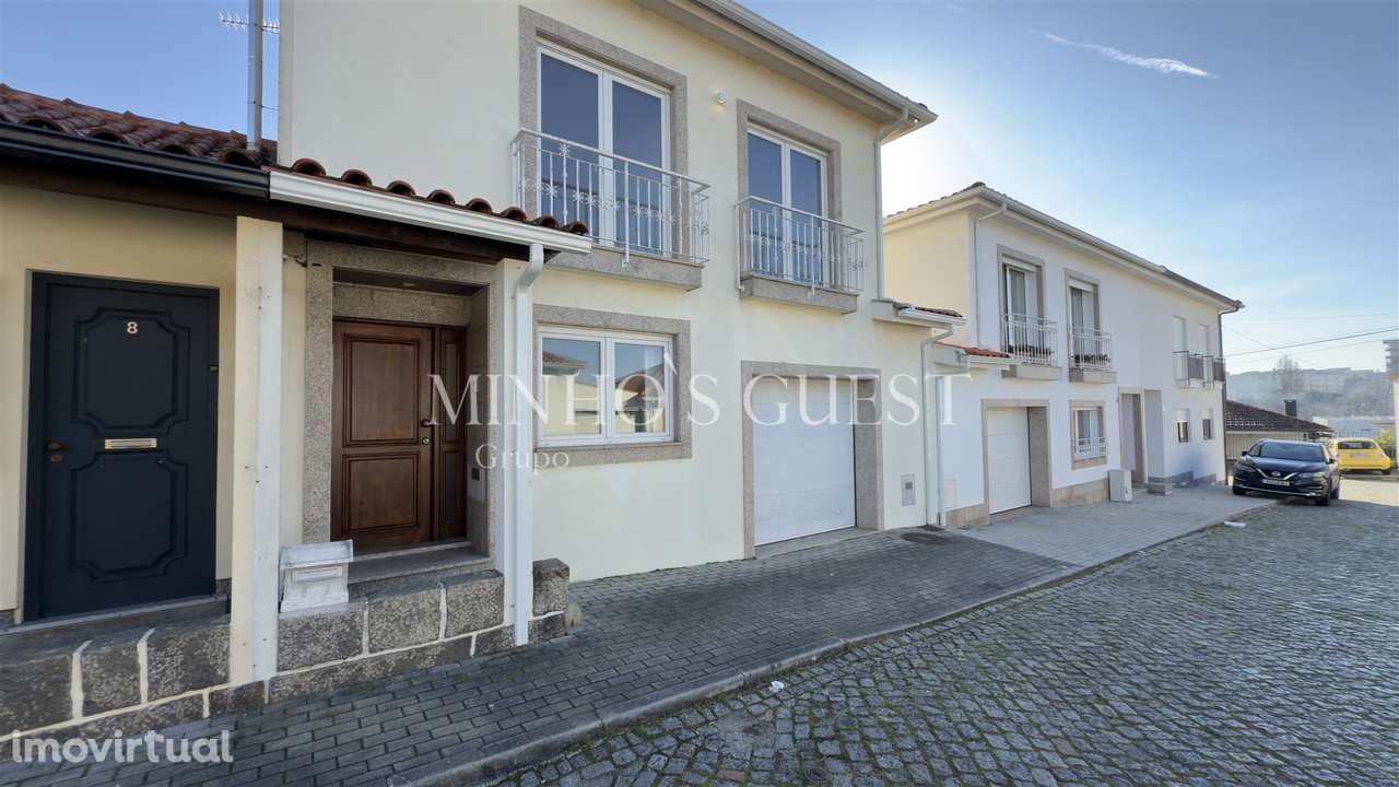 Moradia T3 c/ Garagem, AC e Logradouro pronta a habitar - São Vicente, - Grande imagem: 2/48