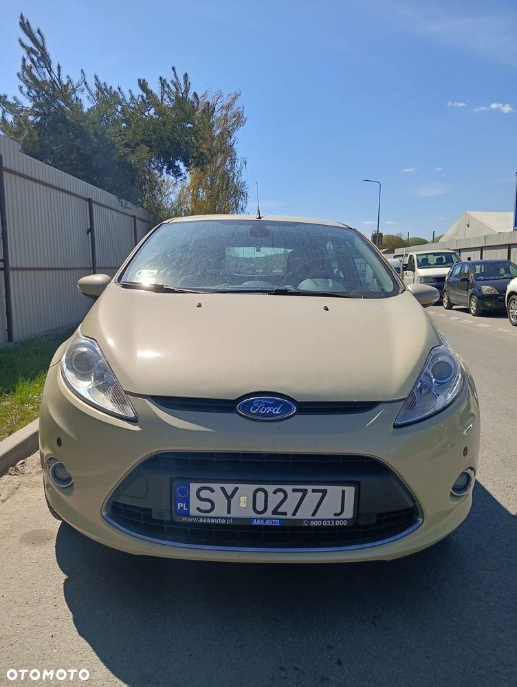 Ford Fiesta - 9
