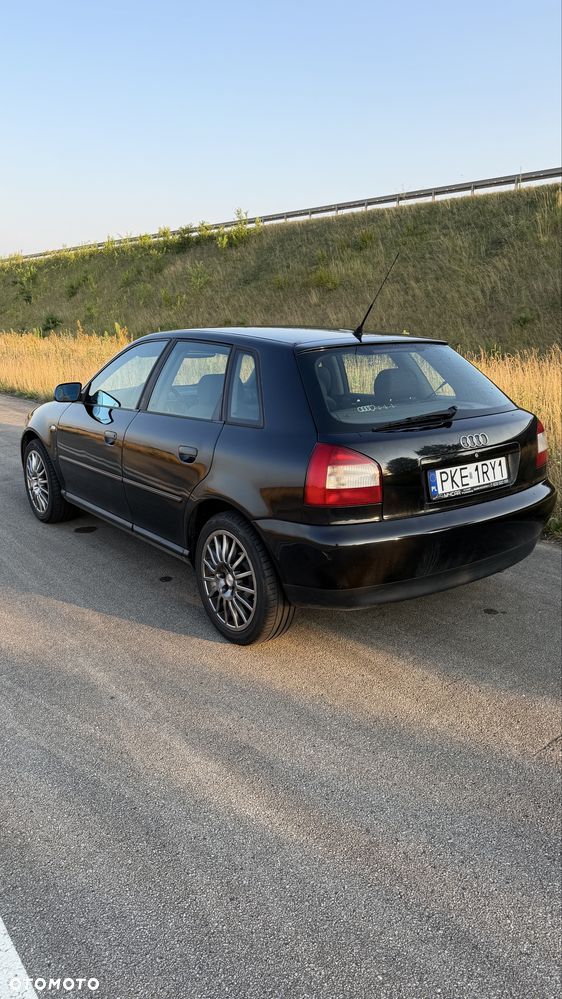 Audi A3 Sportback - 4