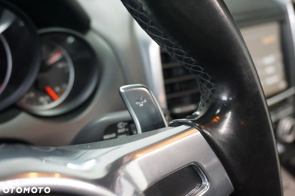 Porsche Cayenne GTS Tiptronic S - 33