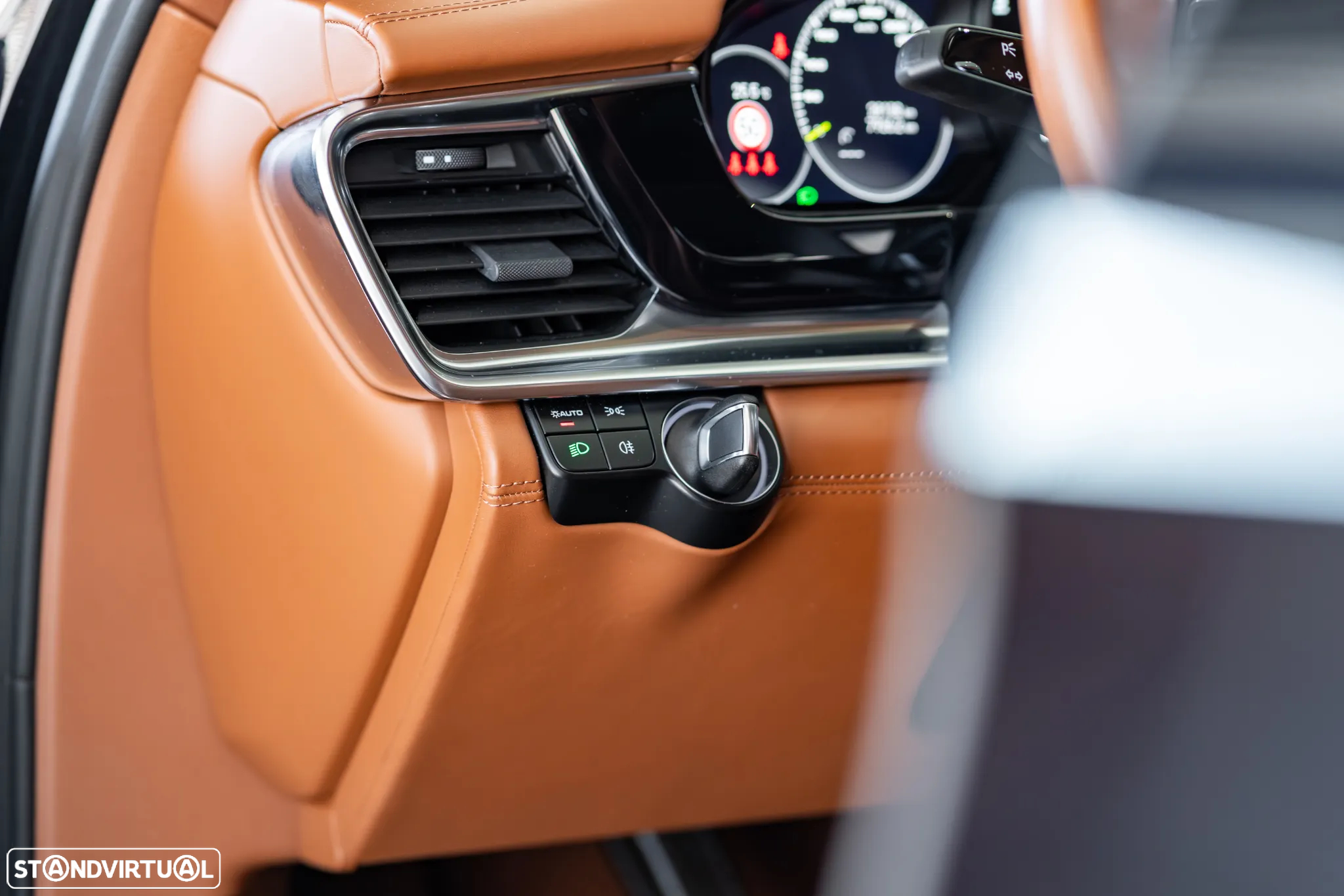Porsche Panamera Sport Turismo 4S E-Hybrid - 16