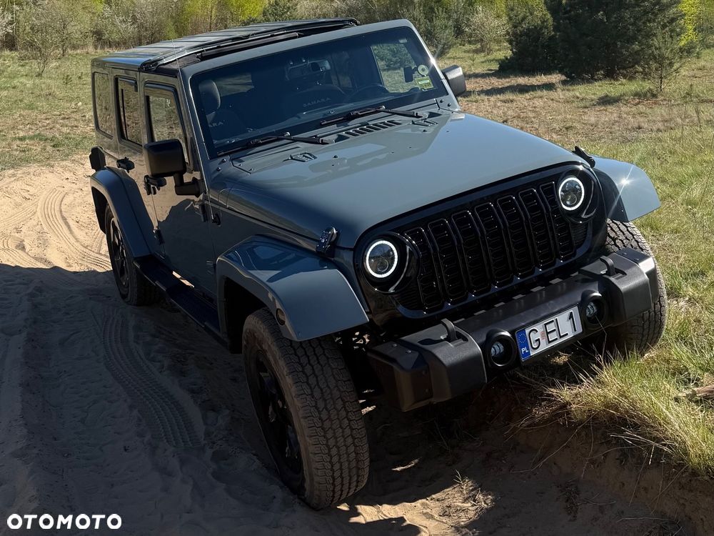 Jeep Wrangler 3.6 Unlim Sahara - 17